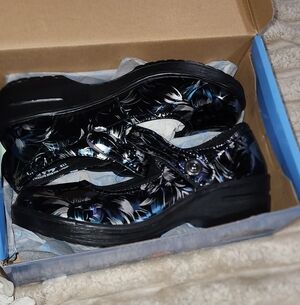 Easy Street Black and Blue Platform Shoes